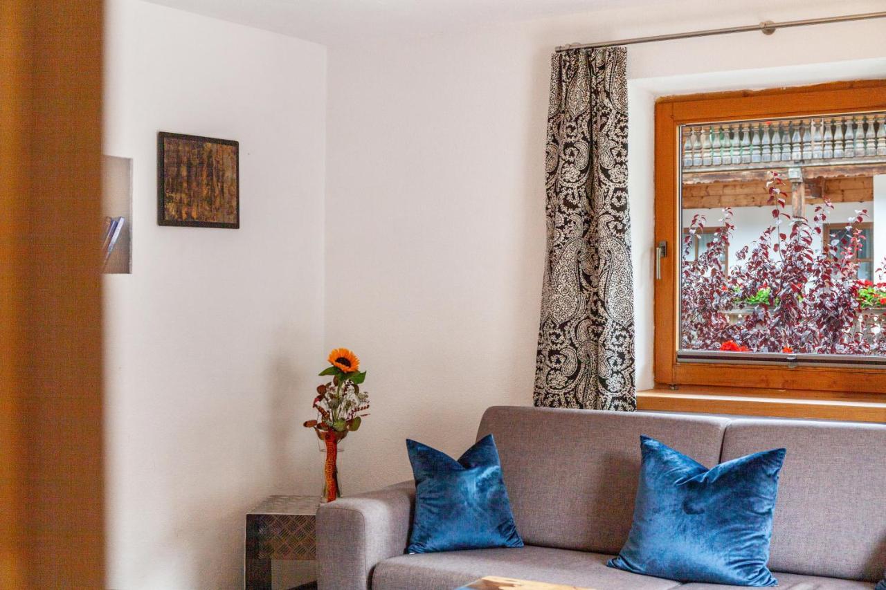 Ferienwohnung Galerie Kaiser Mayrhofen Esterno foto
