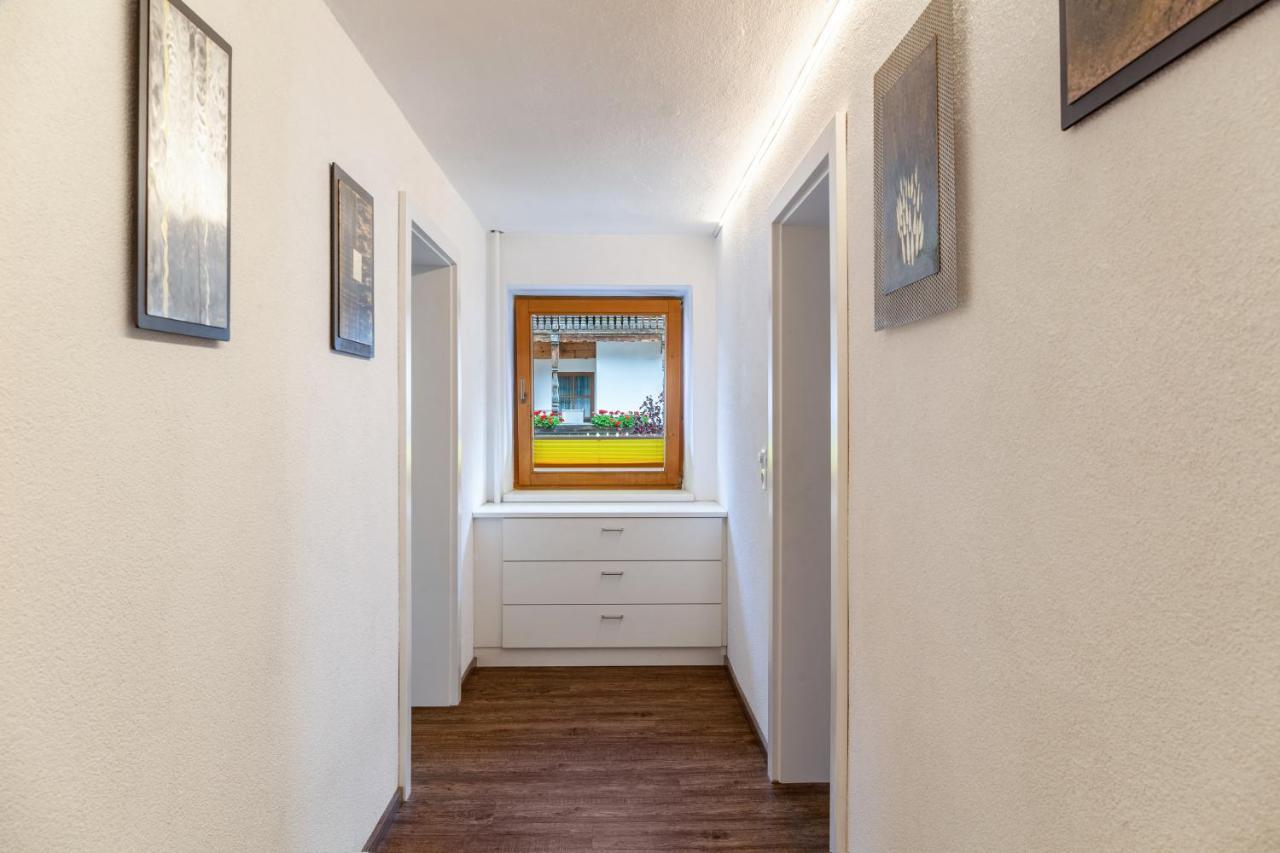 Ferienwohnung Galerie Kaiser Mayrhofen Esterno foto